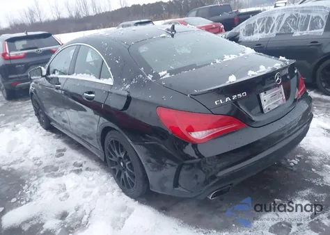 2015 Mercedes-Benz Cla 250 4Matic z USA, uszkodzony, nr VIN WDDSJ4GB1FN264768